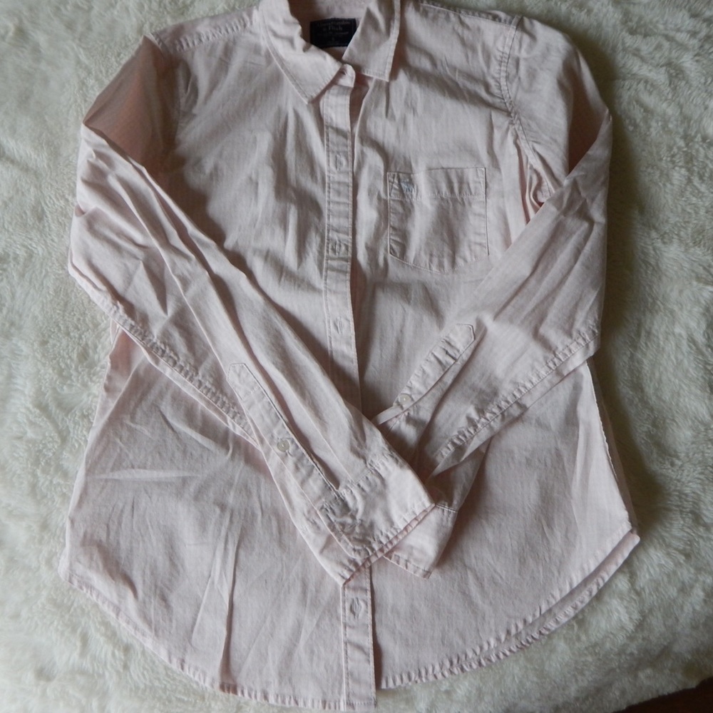 Light pink Abercrombie button down